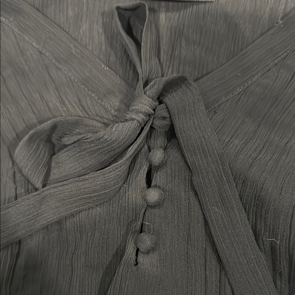 Lane Bryant Black Blouse with Relaxed Fit Tie Front - Picture 4 of 4